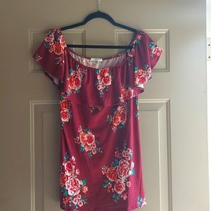 COPY - Lux & co burgandy maternity top